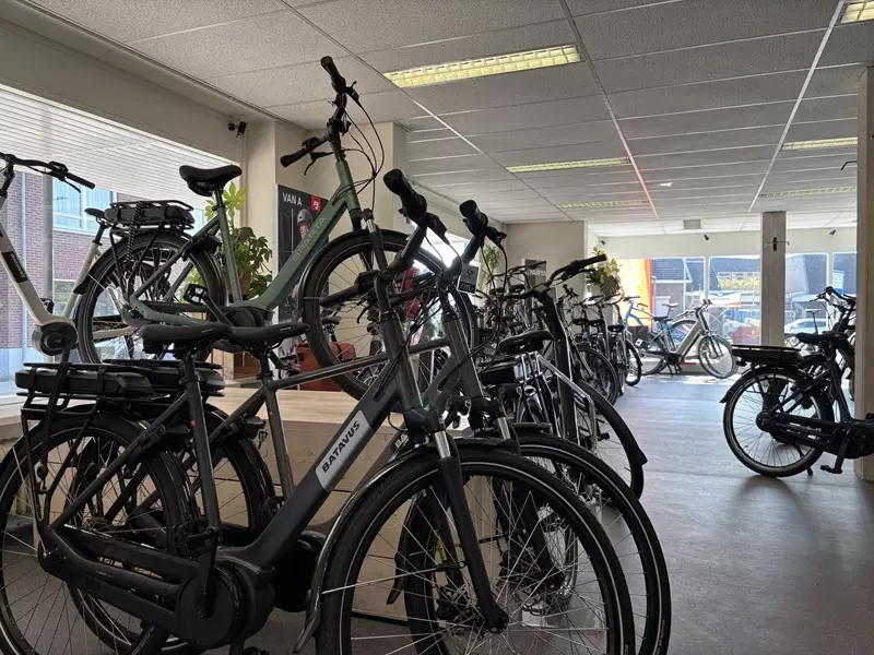 Fietsverhuur E-bikes, stadsfietsen en MTB's 